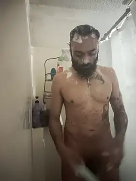 Snapshot of C8L3U chatting on January 29, 9:44 am C8L3U online show from January 29, 9:44 am