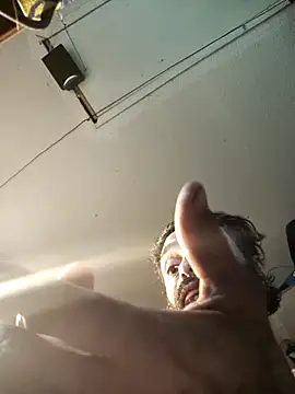 Snapshot of C8L3U chatting on February 14, 11:31 am C8L3U online show from February 14, 11:31 am