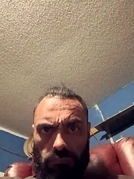 Snapshot of C8L3U chatting on February 26, 2:43 am C8L3U online show from February 26, 2:43 am