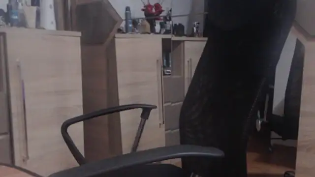 uncutguy01 online show from December 13, 1:44 pm
