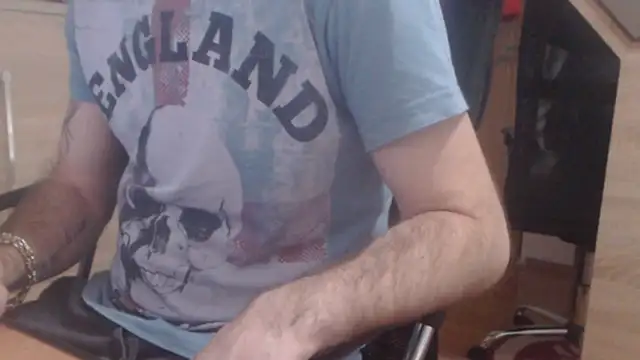 uncutguy01 online show from January 13, 12:56 pm
