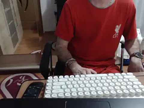 uncutguy01 online show from March 11, 7:58 pm