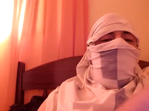 Snapshot of OrbitedRomance chatting on November 16, 3:28 pm OrbitedRomance online show from November 16, 3:28 pm