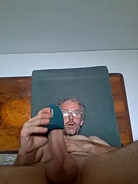 Snapshot of dedalus84 chatting on June 14, 3:58 pm dedalus84 online show from June 14, 3:58 pm