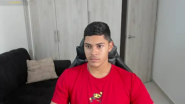 Iamdylan777 online show from September 26, 1:37 pm