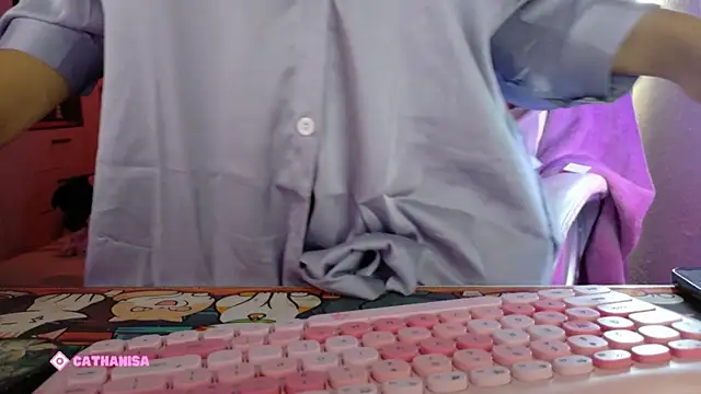 AllisonCatUwU online show from February 21, 3:35 pm