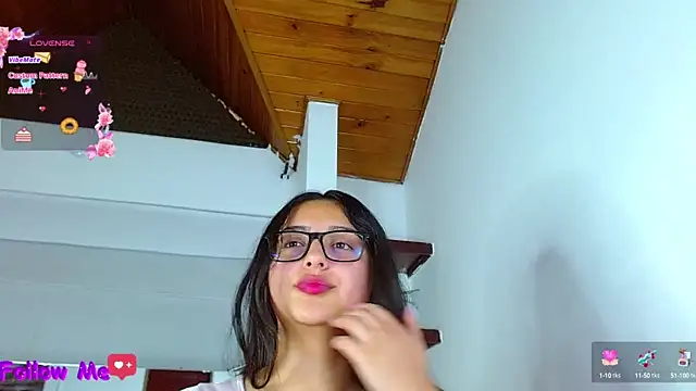 scarlleth  online show from January 25, 3:20 pm