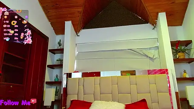 scarlleth  online show from March 3, 3:31 pm