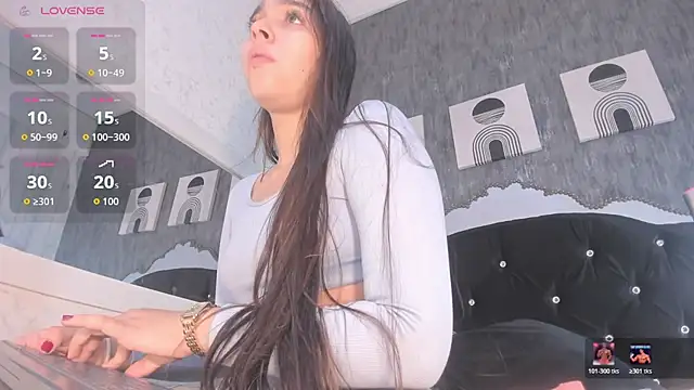 Paola  23 online show from July 28, 1:21 pm