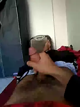 Snapshot of mehdi_haway chatting on December 17, 4:00 pm mehdi haway online show from December 17, 4:00 pm