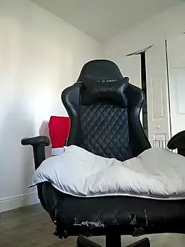 Snapshot of _kiiing_ chatting on December 17, 7:15 pm kiiing online show from December 17, 7:15 pm