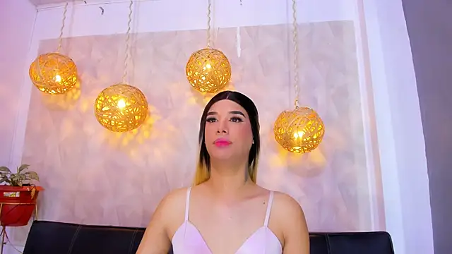 victoria aleia  online show from December 25, 8:28 pm