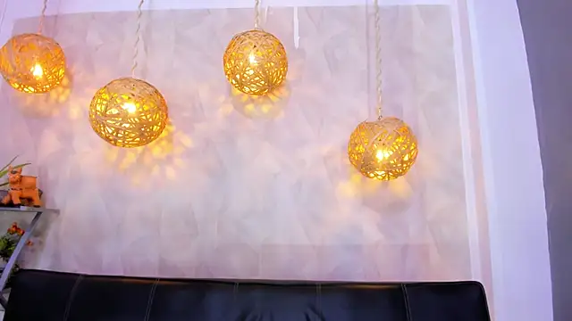 victoria aleia  online show from February 6, 8:13 pm