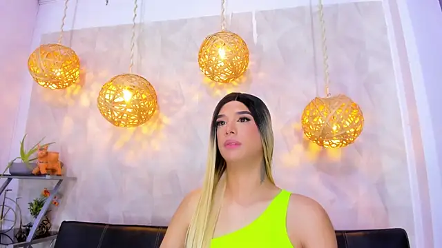 victoria aleia  online show from February 13, 11:47 pm