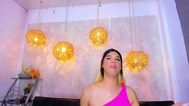 victoria aleia  online show from February 24, 1:46 am