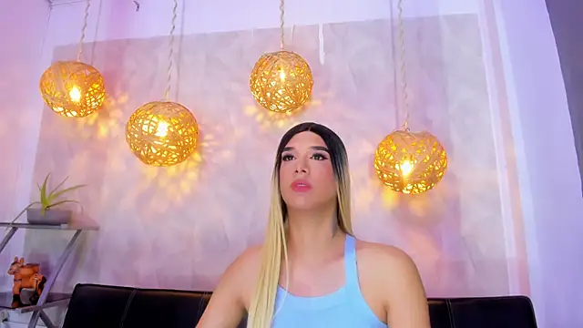 victoria aleia  online show from March 17, 11:54 pm