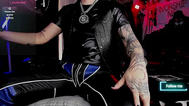 allanhurtss online show from October 5, 4:38 pm