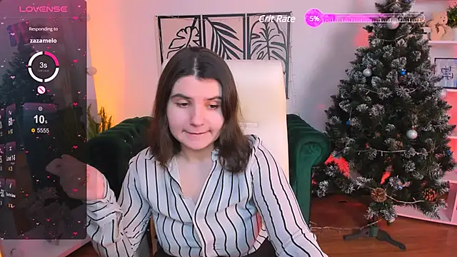 Viola  Shy online show from January 3, 9:05 pm