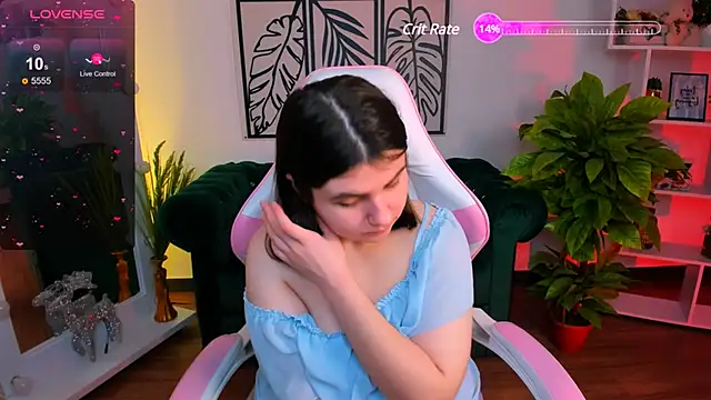 Viola  Shy online show from January 21, 3:37 am