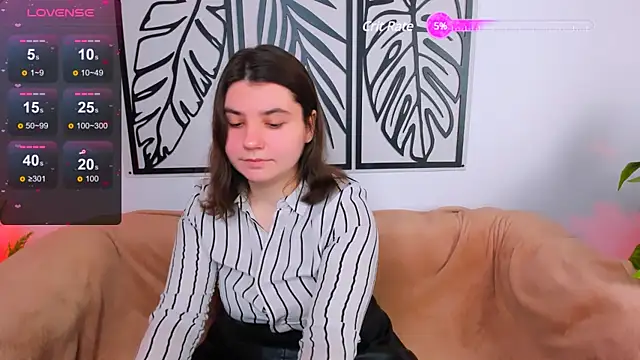 Viola  Shy online show from January 25, 8:31 pm
