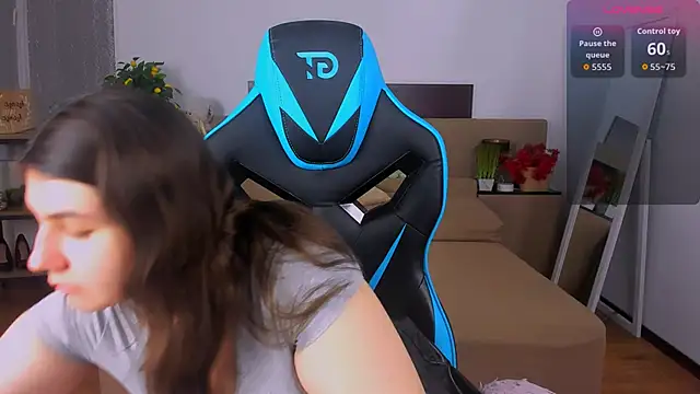 Viola  Shy online show from February 2, 8:51 pm