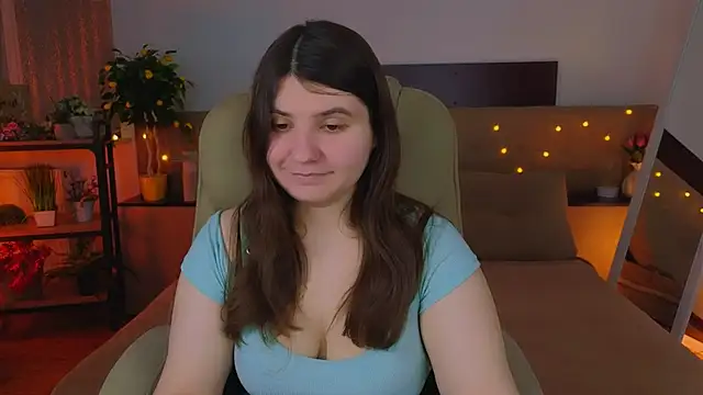 Snapshot of Viola__Shy chatting on March 19, 9:19 pm Viola Shy online show from March 19, 9:19 pm