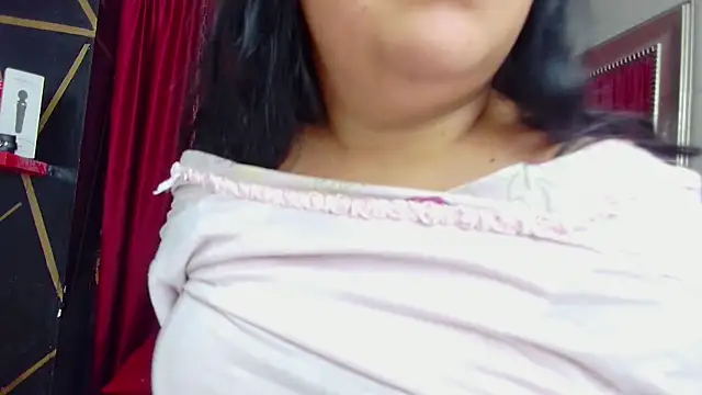 Snapshot of AvaChannel chatting on January 8, 1:31 pm AvaChannel online show from January 8, 1:31 pm