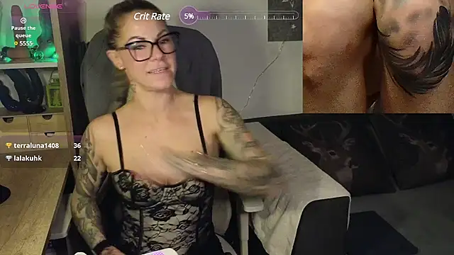 Snapshot of Tatjana_Sue chatting on January 23, 6:24 pm Tatjana Sue online show from January 23, 6:24 pm