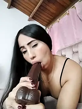 Emma Evelyn online show from January 13, 8:14 pm