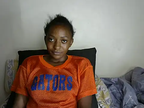 pretty africanah online show from January 24, 11:37 am