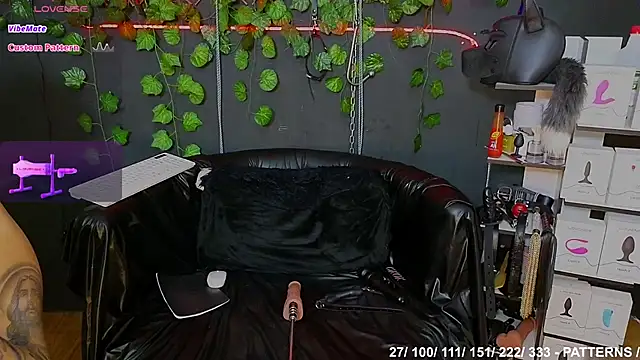 Sweett Mollyy online show from September 24, 2:48 am