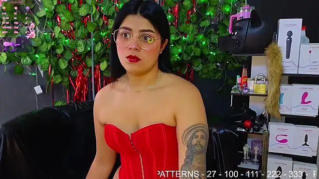 Sweett Mollyy online show from March 8, 7:39 pm