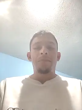 Snapshot of Leonul chatting on October 21, 10:05 am Leonul online show from October 21, 10:05 am