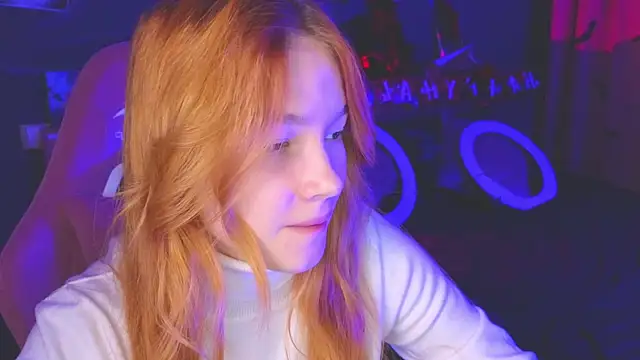 erikabrian online show from October 26, 2:06 am