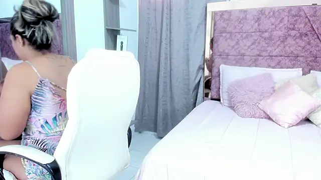 Snapshot of _Lakshmi_hotx chatting on February 20, 12:15 pm  Lakshmi hotx online show from February 20, 12:15 pm