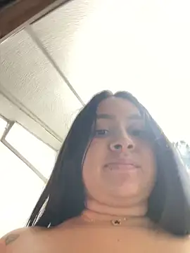 Snapshot of Pretty_Isadora chatting on January 29, 11:25 pm Pretty Isadora online show from January 29, 11:25 pm