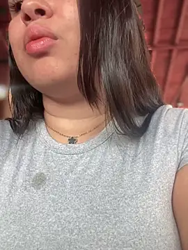 Snapshot of Pretty_Isadora chatting on October 5, 7:01 pm Pretty Isadora online show from October 5, 7:01 pm