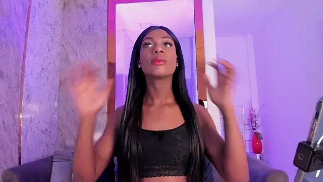 Vero Lodge online show from December 18, 1:05 am