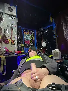 joeycbigcock online show from February 14, 12:29 am