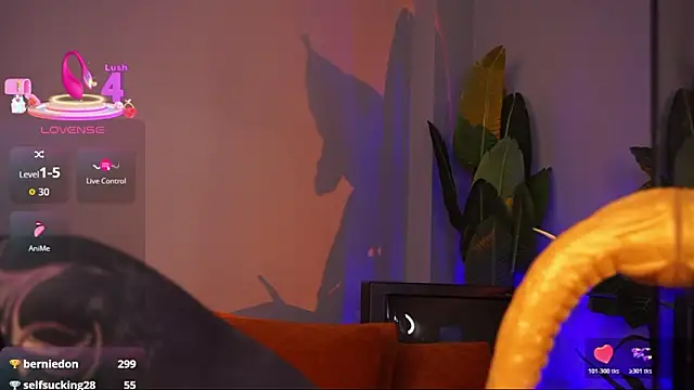 Snapshot of EvaCanton chatting on March 11, 2:06 am EvaCanton online show from March 11, 2:06 am