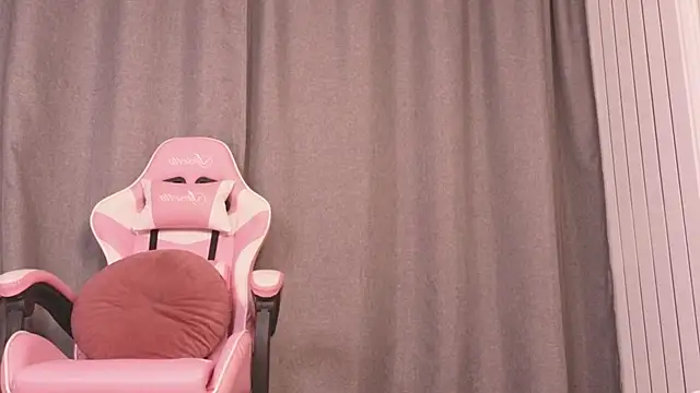 maddisonblush online show from February 27, 9:04 pm