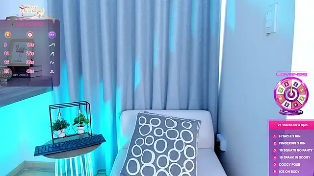 Snapshot of Lucyortiz_ chatting on December 17, 6:20 pm Lucyortiz online show from December 17, 6:20 pm