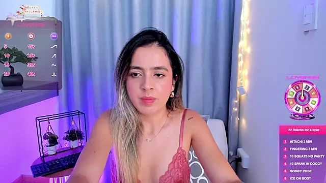 Snapshot of Lucyortiz_ chatting on January 4, 12:49 pm Lucyortiz online show from January 4, 12:49 pm
