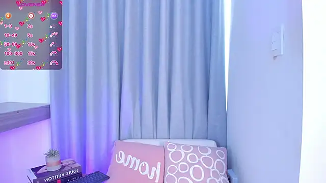 Snapshot of Lucyortiz_ chatting on March 20, 7:25 pm Lucyortiz online show from March 20, 7:25 pm