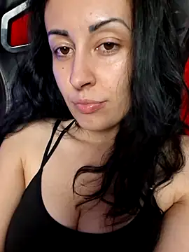 loryyy sexyyy online show from June 13, 8:29 pm