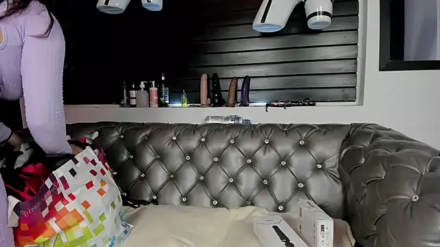 Snapshot of Amy_hoy69 chatting on September 9, 2:55 am Amy hoy69 online show from September 9, 2:55 am