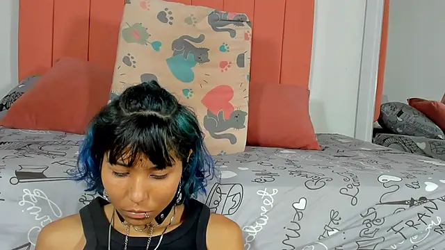 Snapshot of satsu_u chatting on December 16, 7:00 pm satsu u online show from December 16, 7:00 pm
