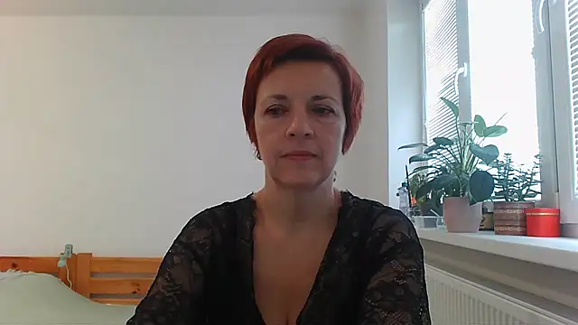 Snapshot of LoraLoraMay chatting on September 24, 9:01 am LoraLoraMay online show from September 24, 9:01 am