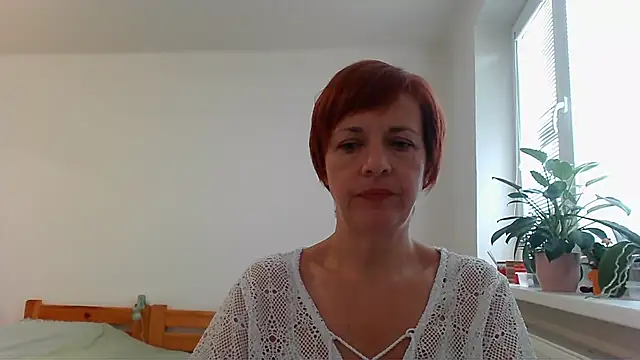 Snapshot of LoraLoraMay chatting on October 5, 12:03 pm LoraLoraMay online show from October 5, 12:03 pm