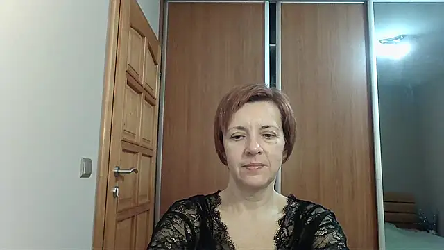 Snapshot of LoraLoraMay chatting on November 19, 7:03 pm LoraLoraMay online show from November 19, 7:03 pm